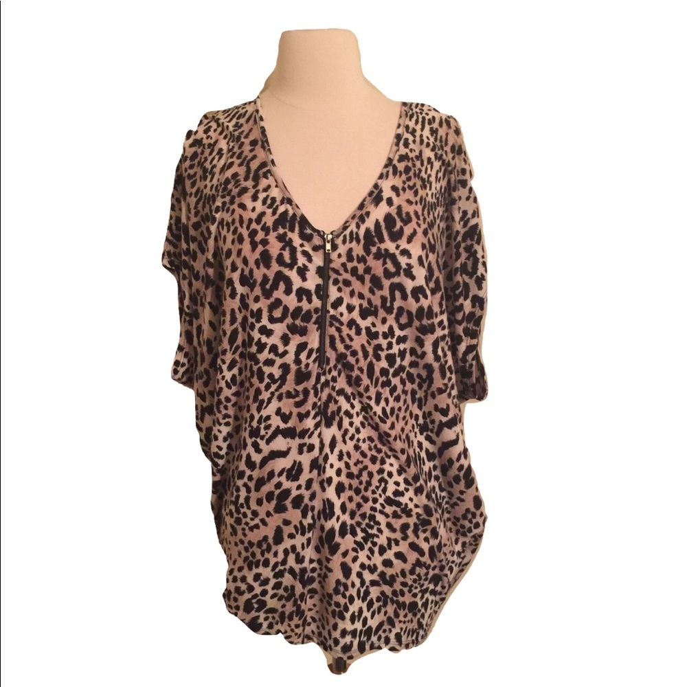 Love 21 Leopard Print Top